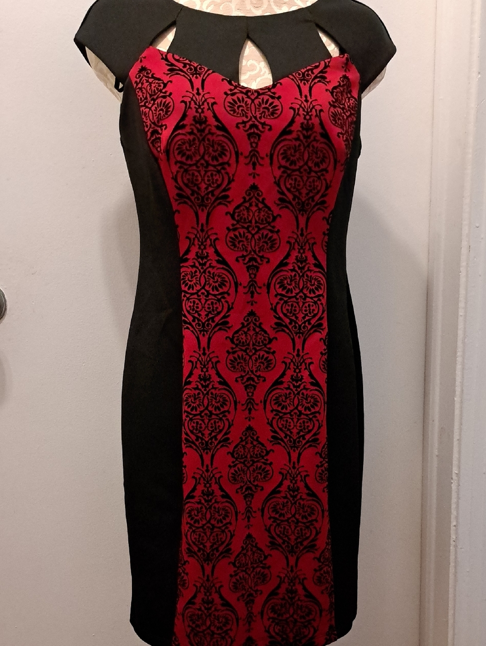 Enfocus Studio Red and Black Midi Sheath Dress Size 8